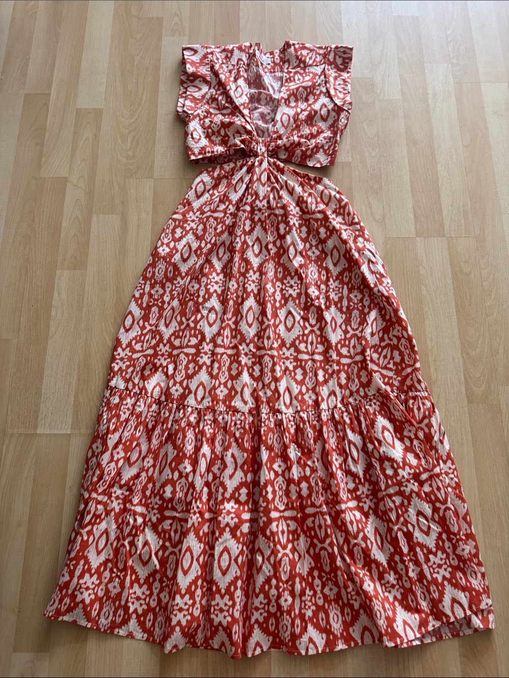BB Dakota by Steve Madden Red and White Printed Maxi Dress with Front Twist
